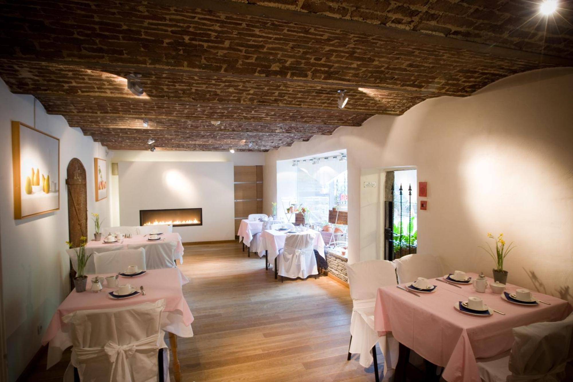 Hotel Le Clos Des Recollets Durbuy Exterior photo